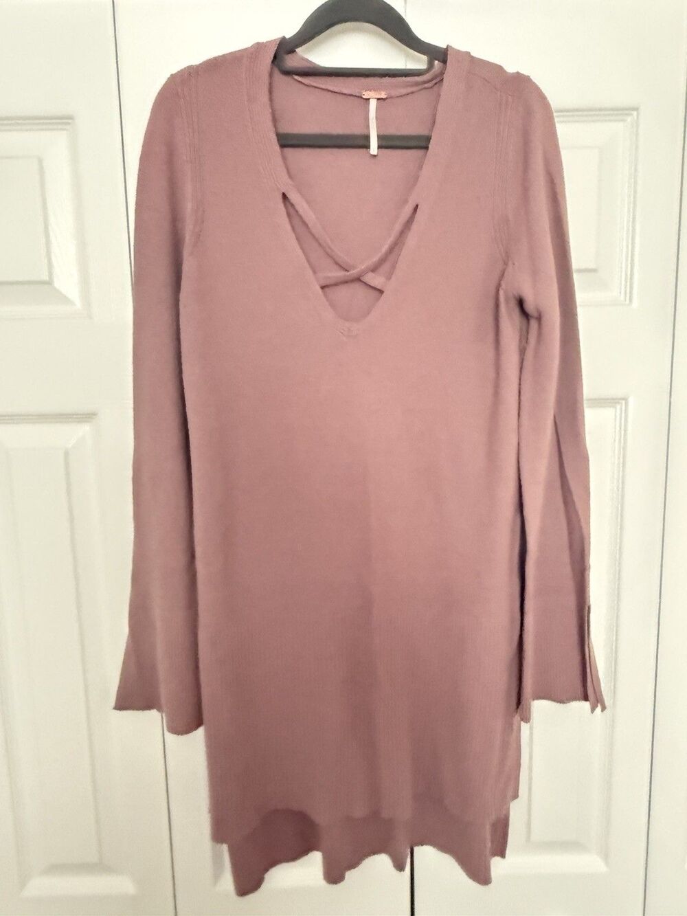 Free People Crisscross V-Neck Tunic Sweater Bell Sleeve Mauve Size Large